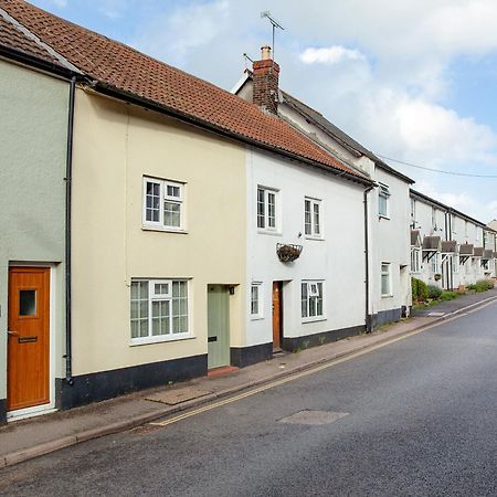 Otters Cottage Ottery St Mary Exteriör bild